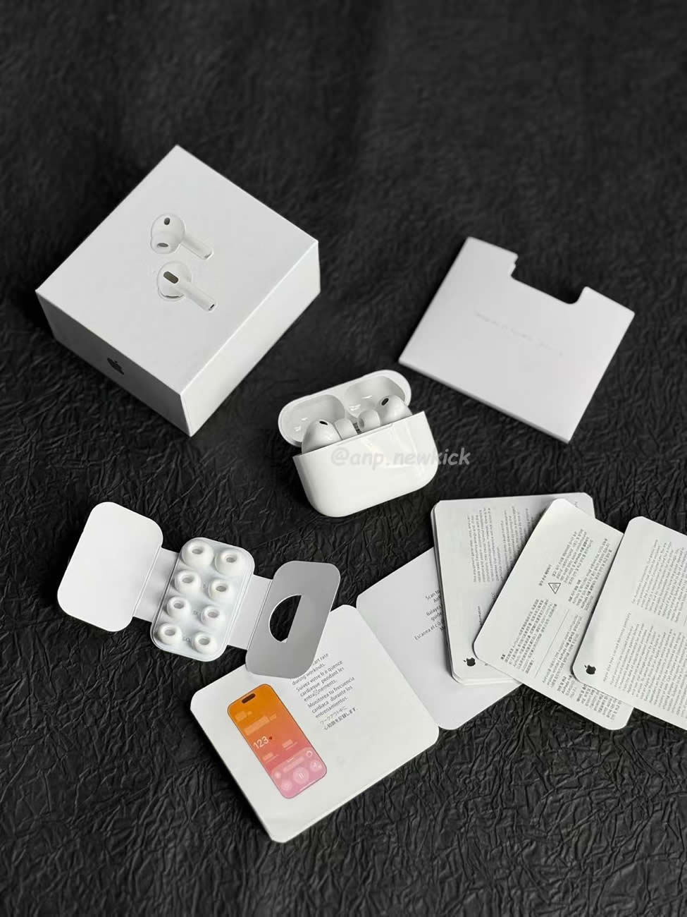 Airpods Pro 3 (2) - www.newkick.vip